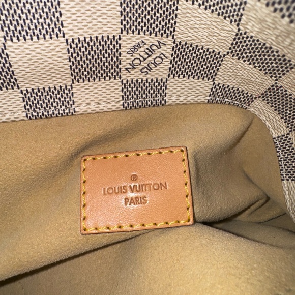 LOUIS VUITTON Damier Azur Artsy
MM. 100% Authentic - Picture 5 of 8